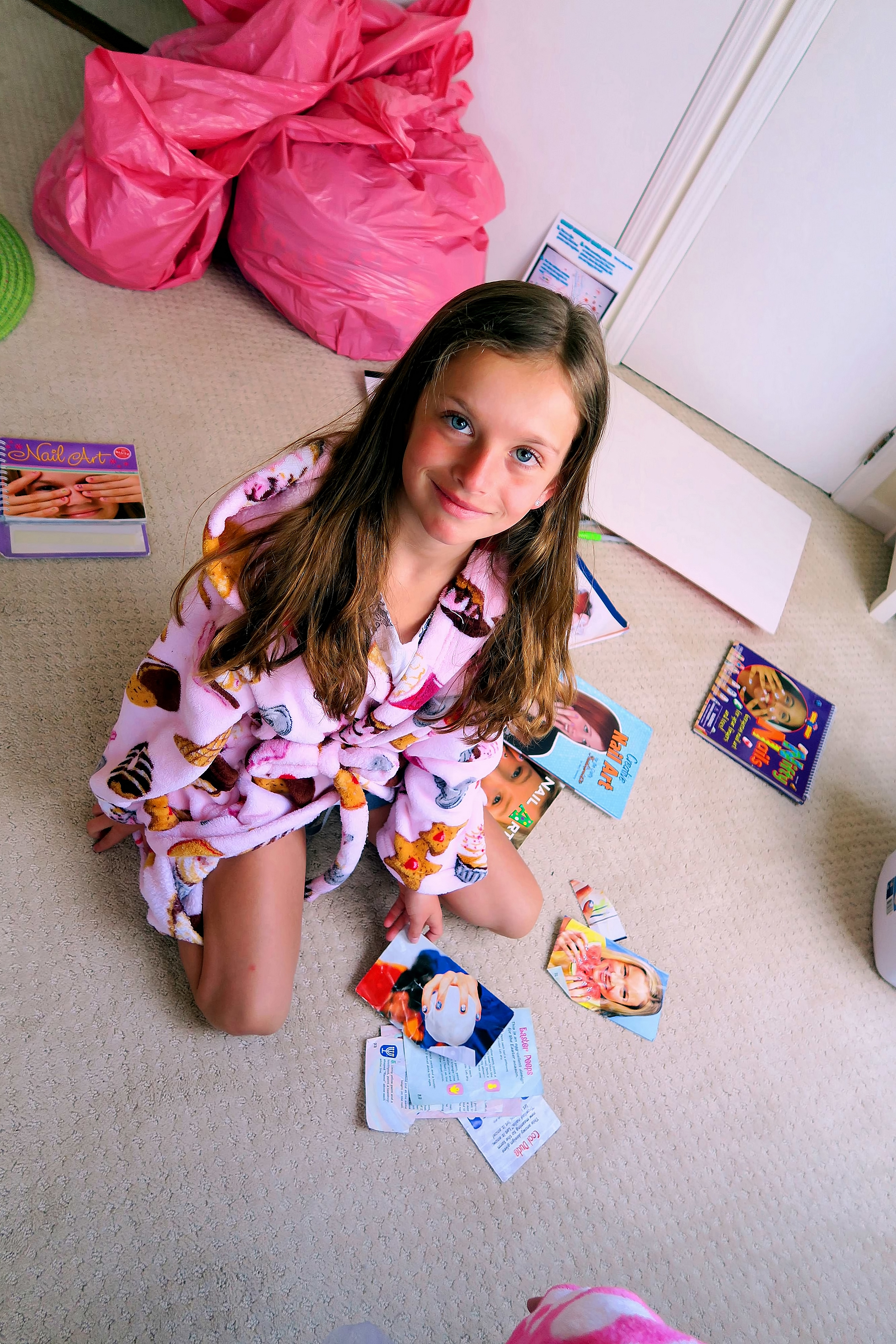 Pausing For A Second From Checking Out Nail Art Designs To Smile For The Camera. Pausing For A Second From Checking Out Nail Art Designs To Smile For The Camera.