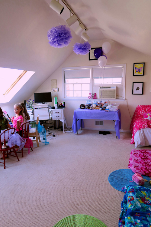 Looking Towards The Crafts Table And Mani Area. Looking Towards The Crafts Table And Mani Area.