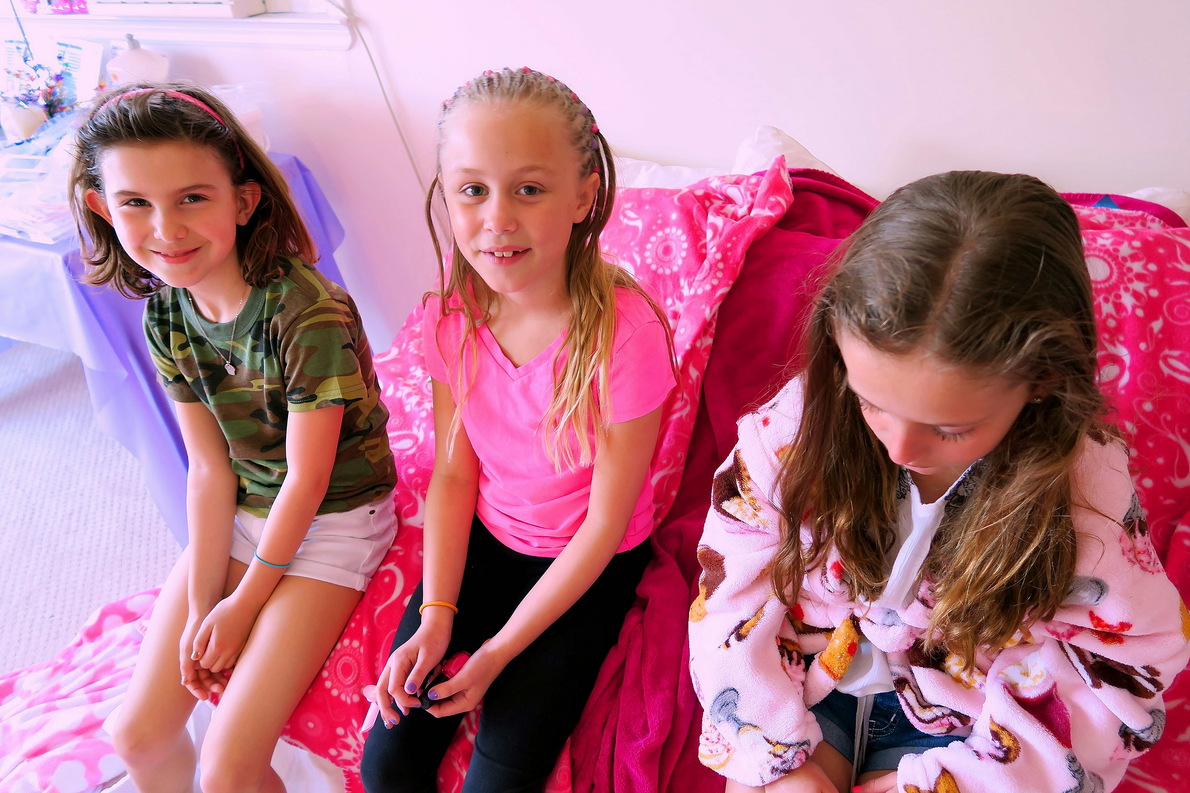 Riley And Friends Enjoying The Warm Foot Soak. Riley And Friends Enjoying The Warm Foot Soak.