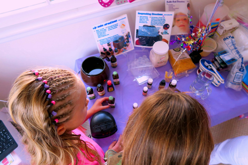 Doing Spa Party Crafts Is Soooo Much Fun For Girls Of All Ages!!