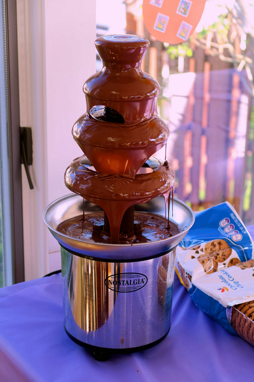 The Chocolate Fondue Fountain Looks Sooooo Good! The Chocolate Fondue Fountain Looks Sooooo Good!