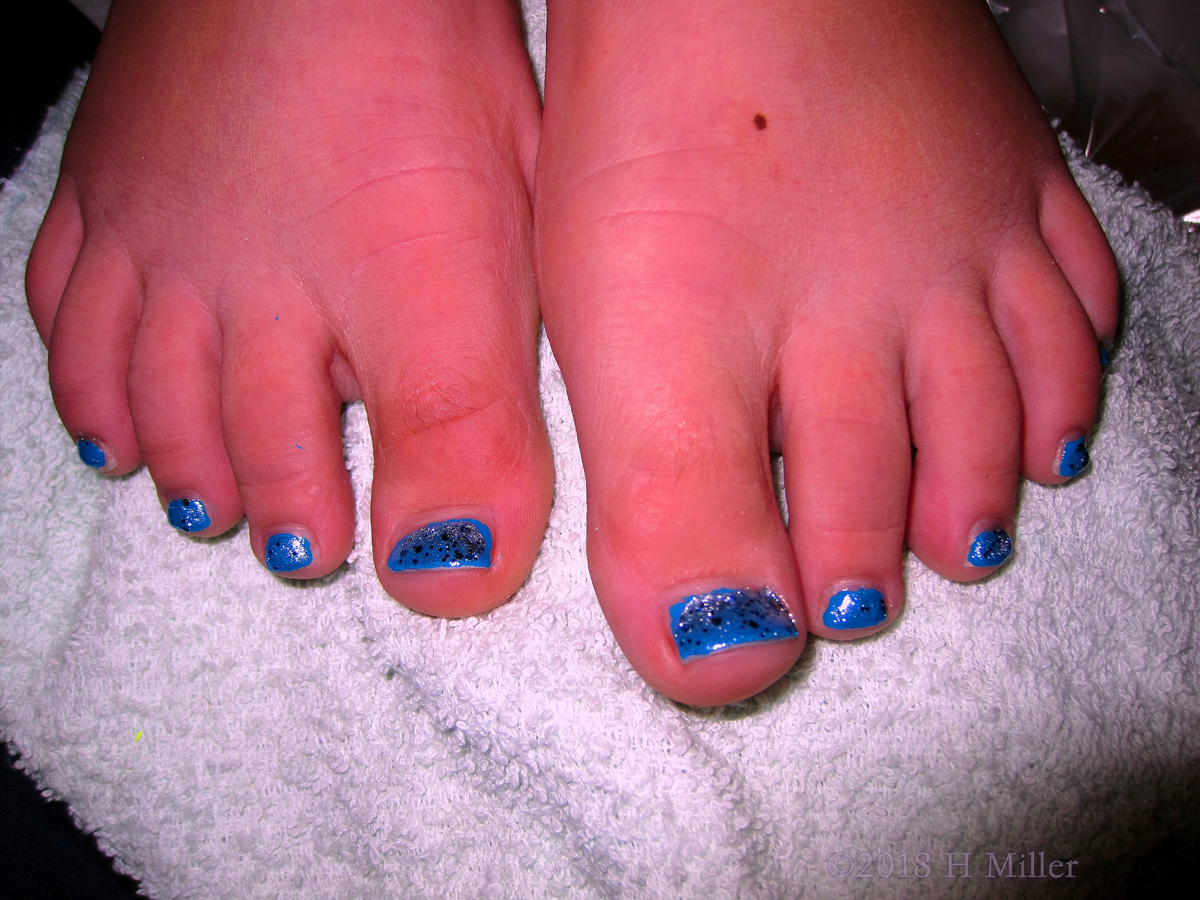 Blue Base With Sparkly OverlayKids Pedicure. 