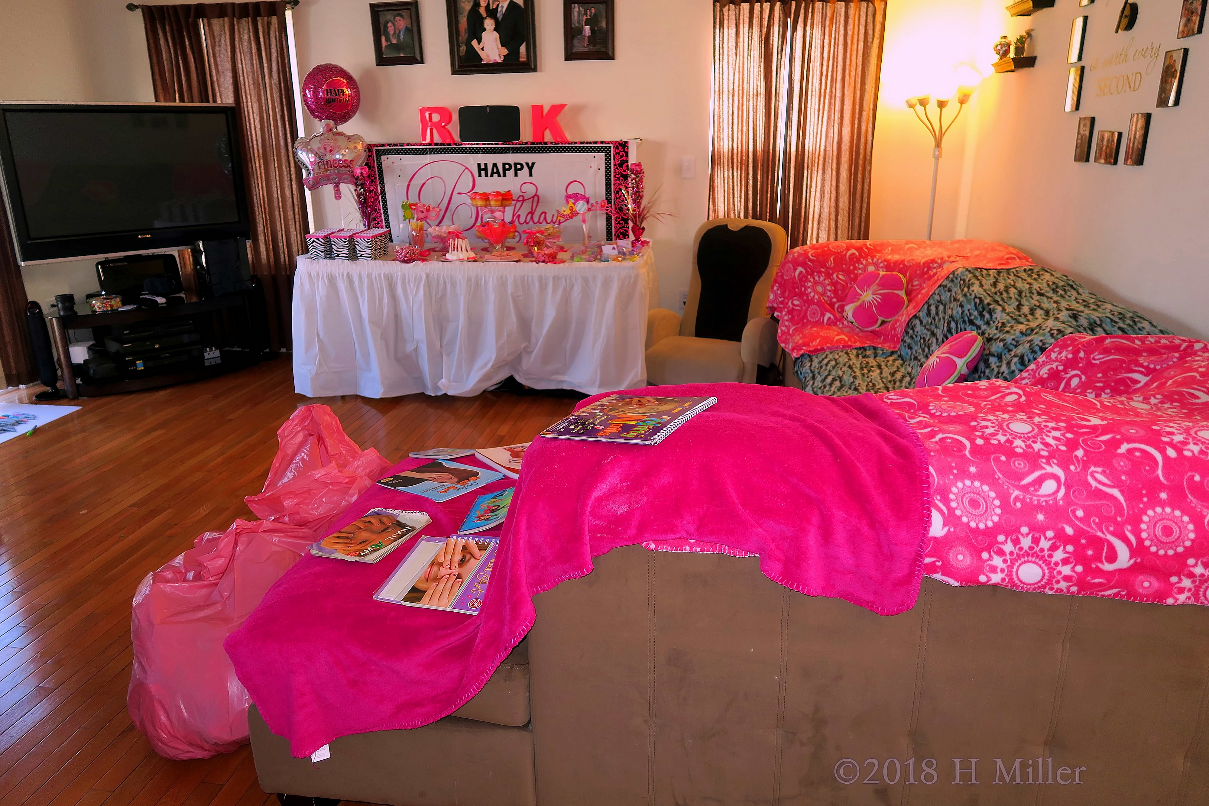 Robyn's Spa Party Decorative Suite Robyn's Spa Party Decorative Suite