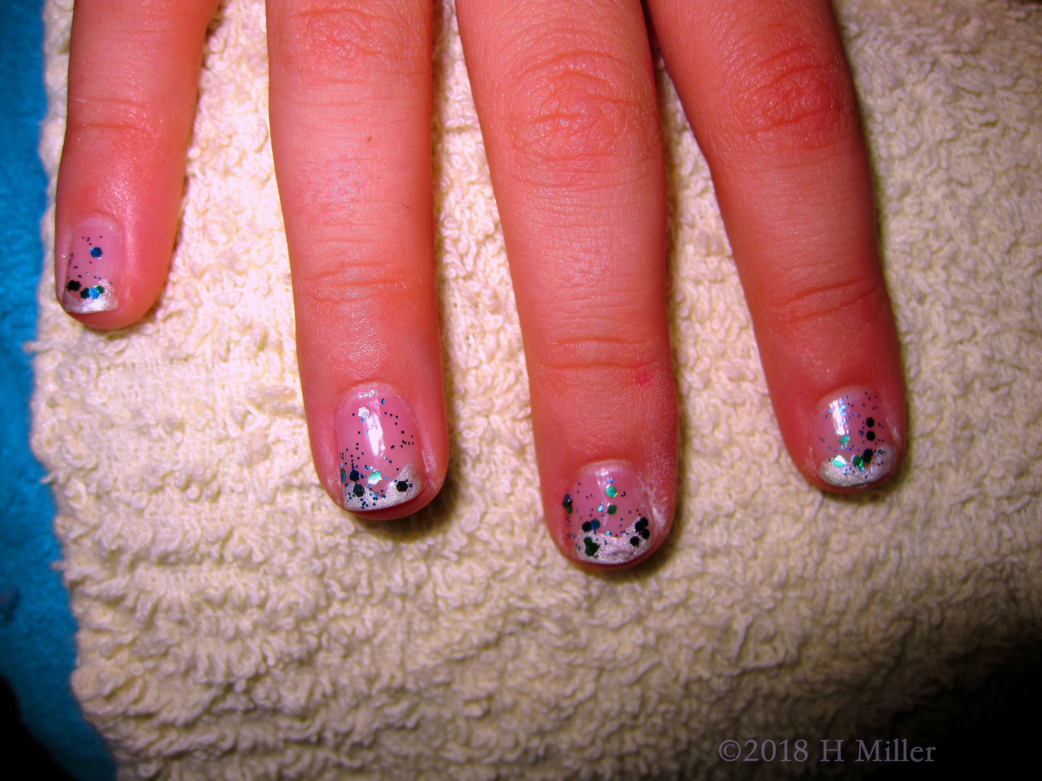 Simple Yet Elegant French Manicure Nail Art Design Simple Yet Elegant French Manicure Nail Art Design