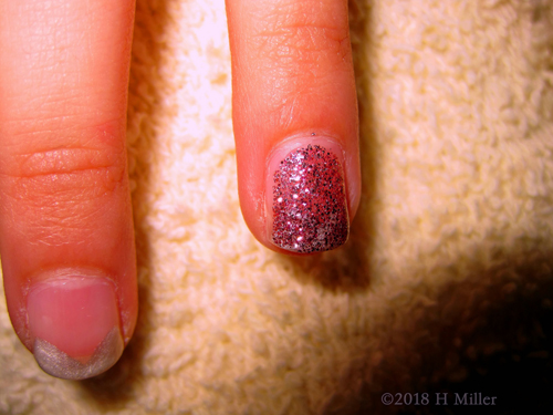 Just Beautiful!! Super Sparkly Kids Manicure Accent Nail Just Beautiful!! Super Sparkly Kids Manicure Accent Nail