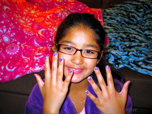 Showing Off Her Kids Manicure Greatness Showing Off Her Kids Manicure Greatness