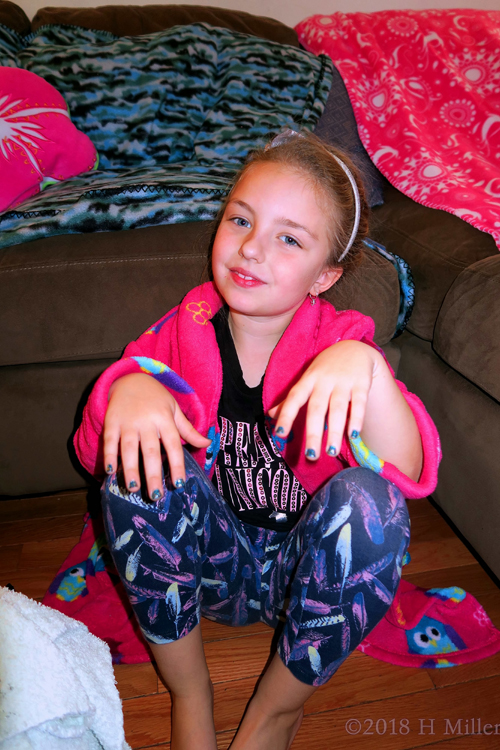 Do You Like My Kids Mini Mani!!! Do You Like My Kids Mini Mani!!!
