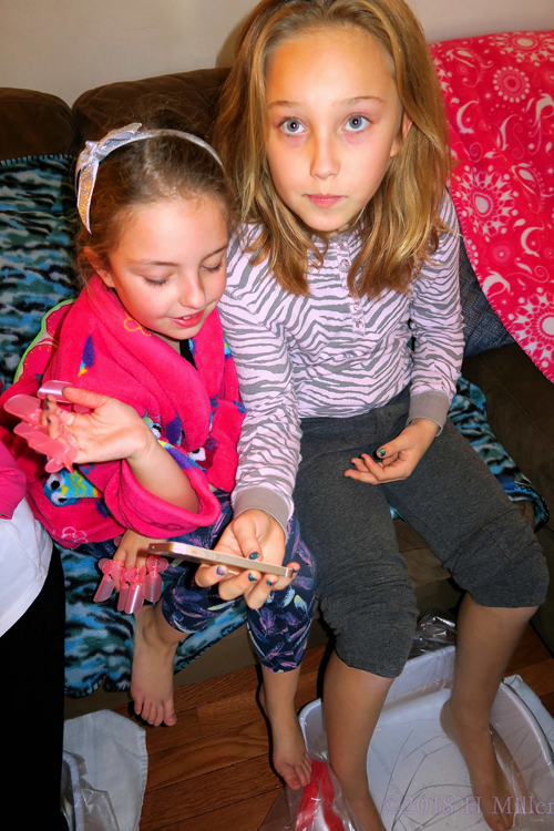 Party Guests Having Fun During Pedicures For Girls At Robyn's Spa Party Party Guests Having Fun During Pedicures For Girls At Robyn's Spa Party