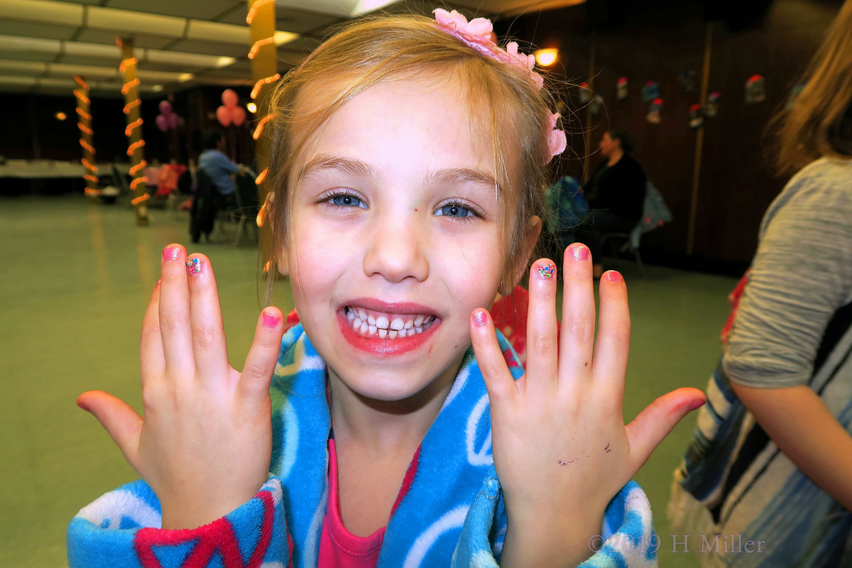 Party Guest Showing Off Her Manicure For Kids! 
