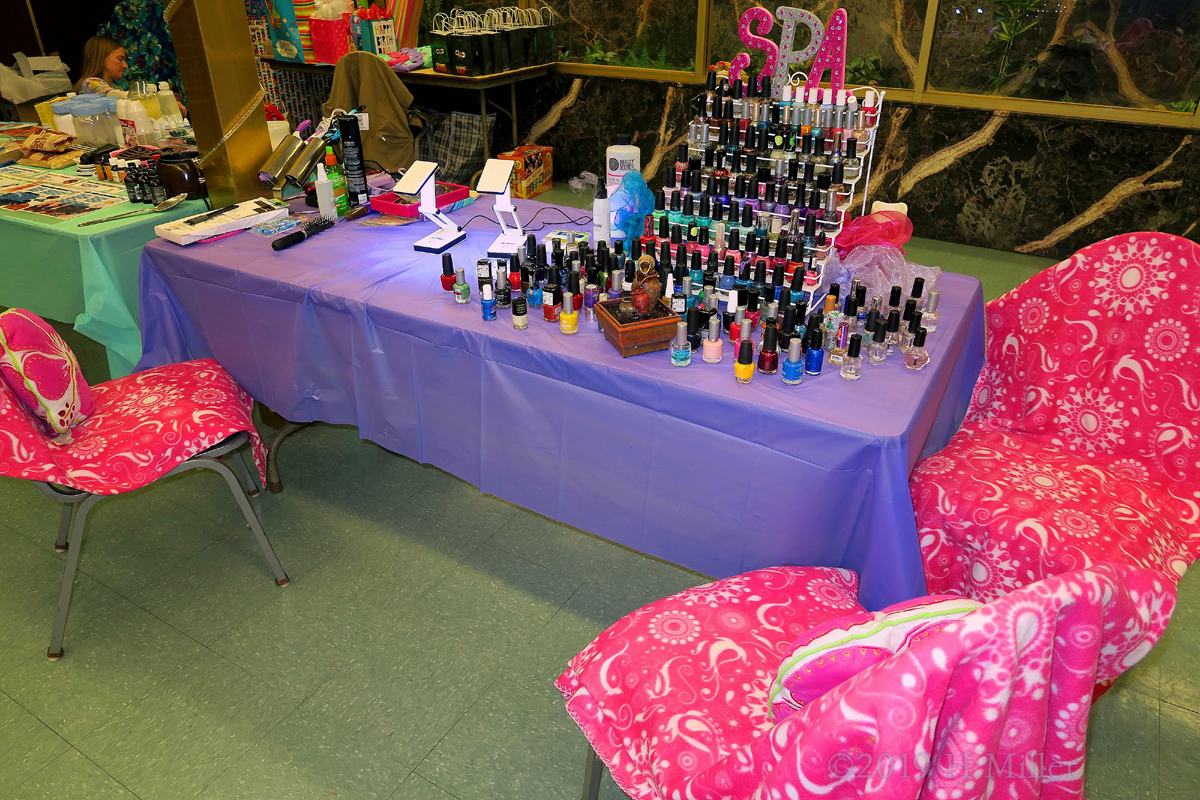 Wide Shot Of Decorative Kids Nail Salon Display At RonniLynn's Spa Party 