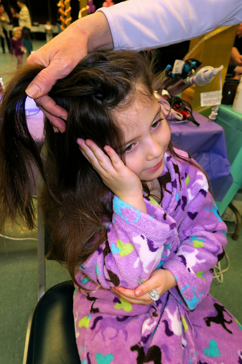 Birthdy Girl Getting Her Girls Hairstyle Done