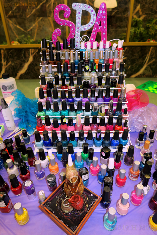 Nail Art Station Displaying A Wide Aray Of Polishes