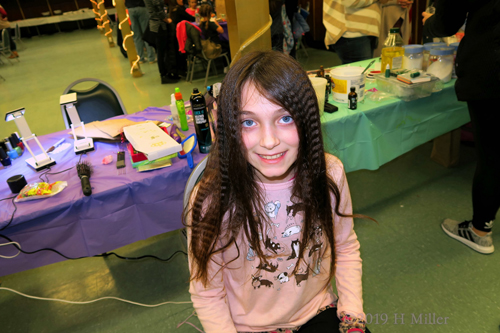 Crimped Kids Hairstyle At The Spa Birthday Party