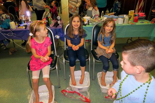 Party Guests Enjoying Their Mini Pedis!!