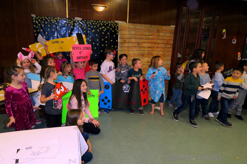 Party Guests Showing Off Their Spa Party Smiles! Party Guests Showing Off Their Spa Party Smiles!