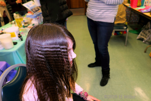 Pretty Cool Crimped Kids Hairstyle!!