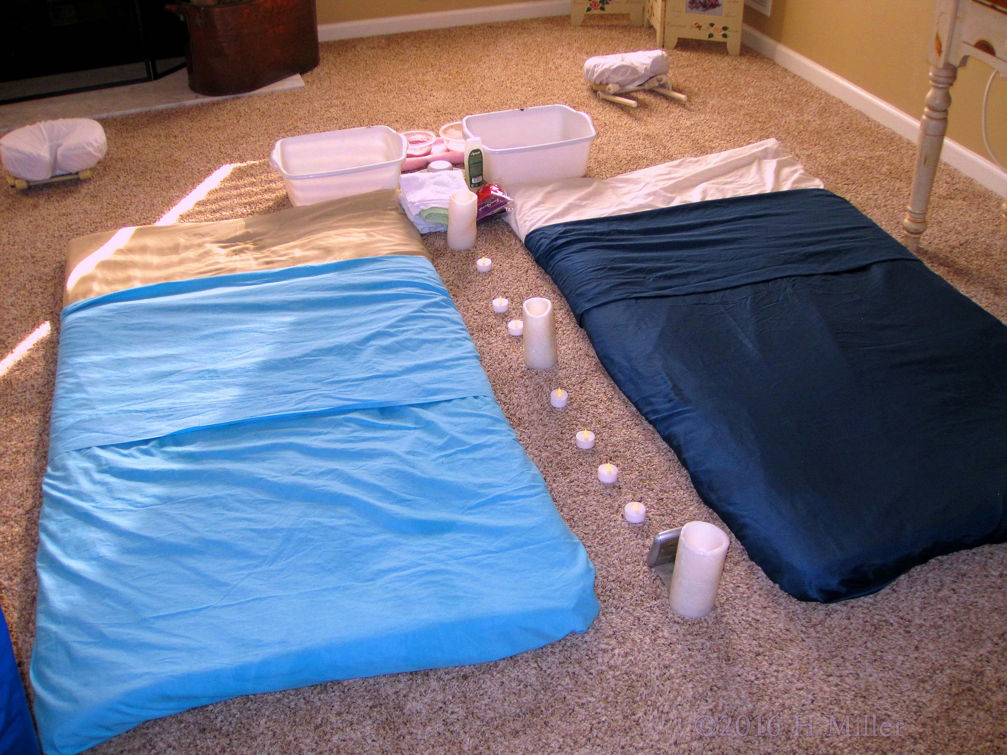 The Facial And Kids Massage Area Is Set Up. The Facial And Kids Massage Area Is Set Up.