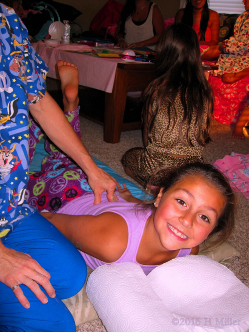 She's Ready For Her Kids Massage She's Ready For Her Kids Massage