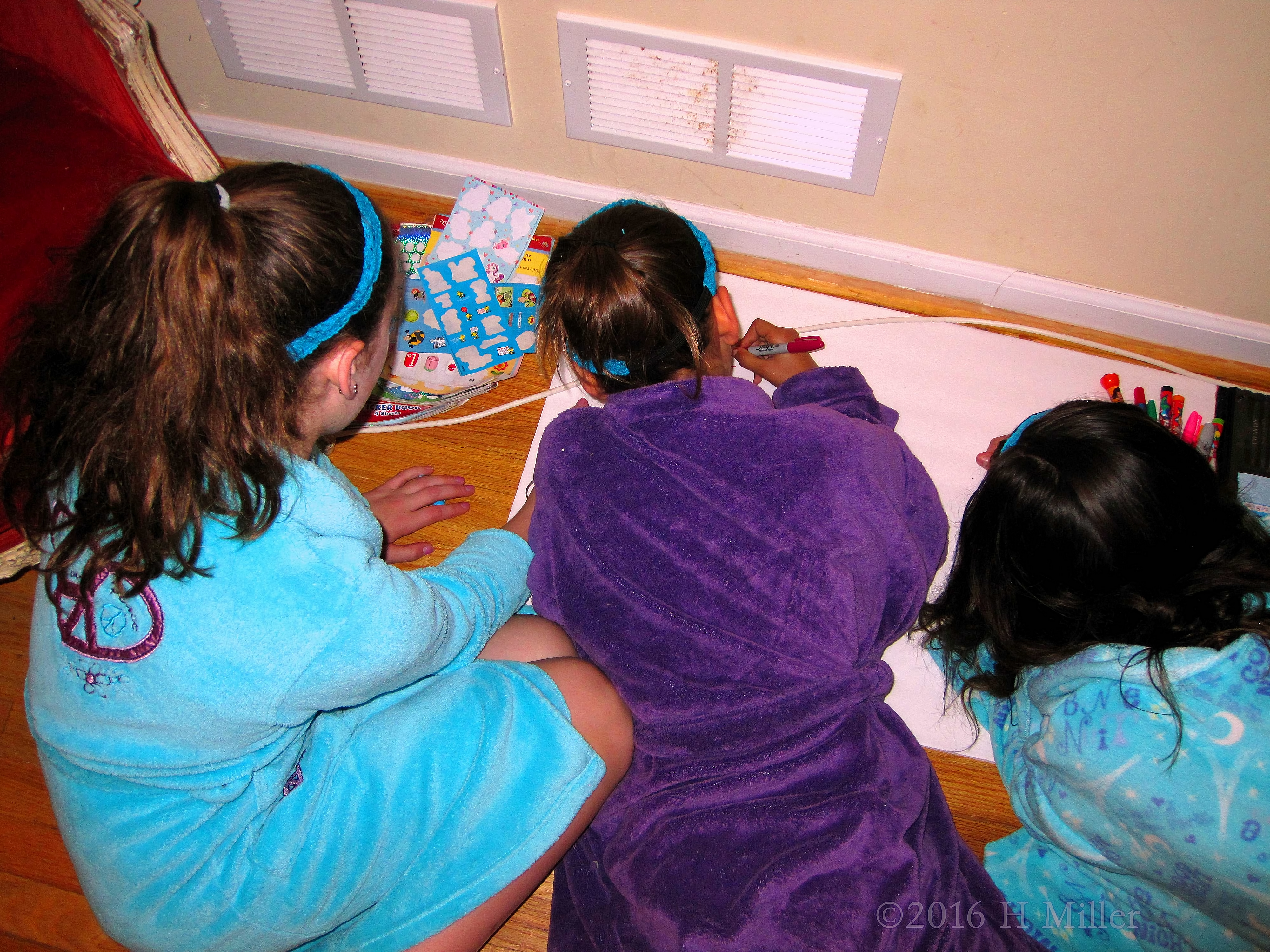 It's Time To Write Birthday Wishes For Sami On The Spa Birthday Card! It's Time To Write Birthday Wishes For Sami On The Spa Birthday Card!