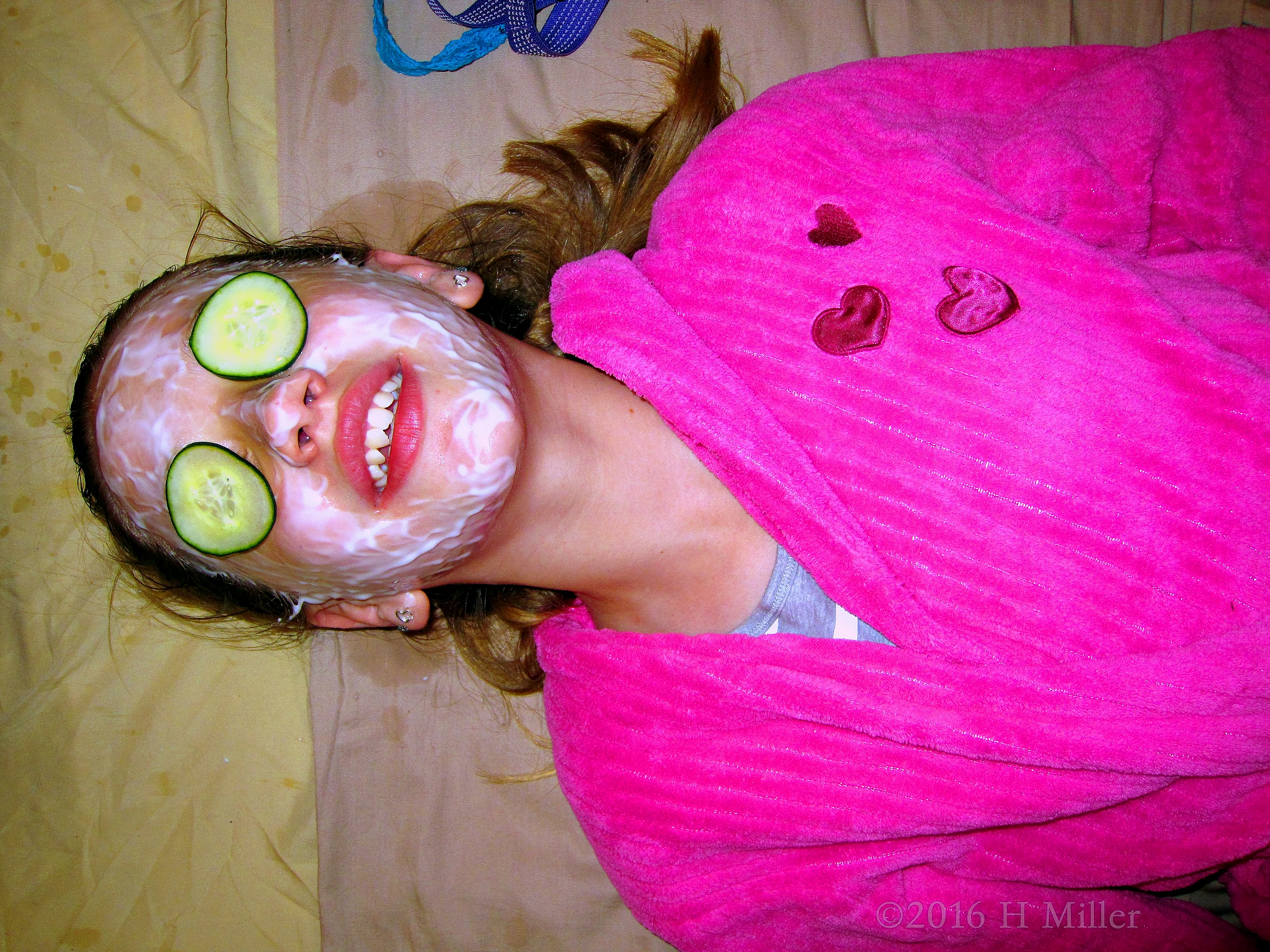 She Enjoys Her Kids Facial Activity At Sami's Spa Party! She Enjoys Her Kids Facial Activity At Sami's Spa Party!