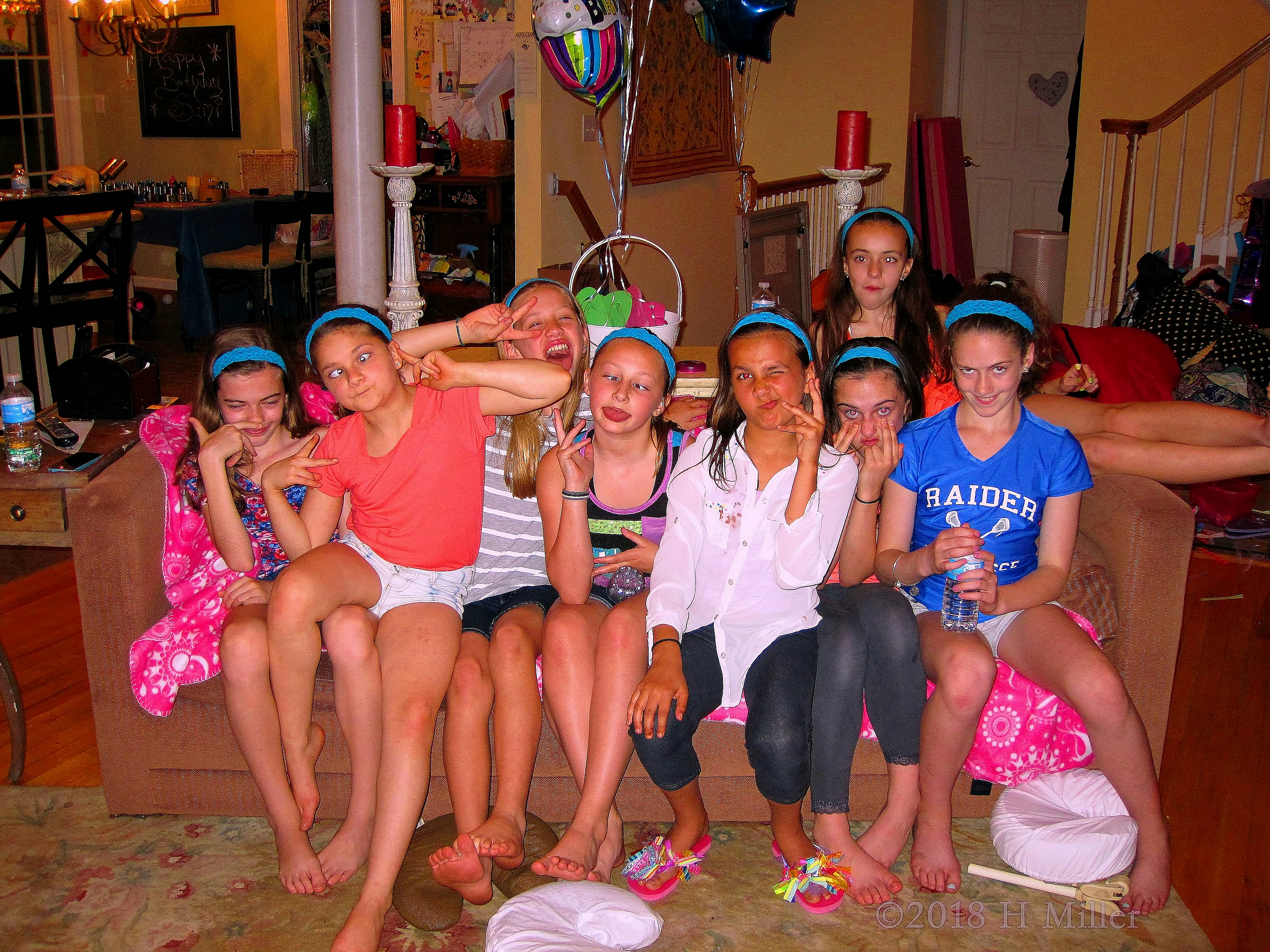 Time To Make Funny Faces! Time To Make Funny Faces!