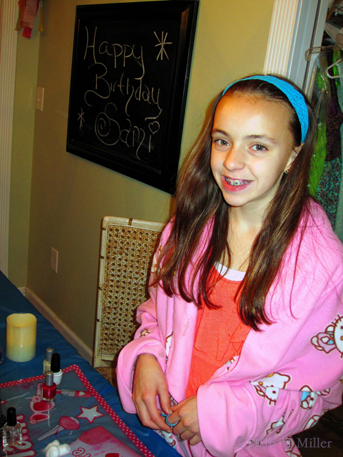 Yay! It's Time For A Perfect Girls Mini Manicure. Yay! It's Time For A Perfect Girls Mini Manicure.