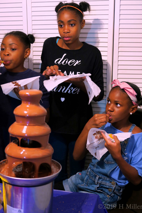 Sanaa's Girls Spa Birthday Party In October 2017 Gallery 1 Sanaa's Girls Spa Birthday Party In October 2017 Gallery 1