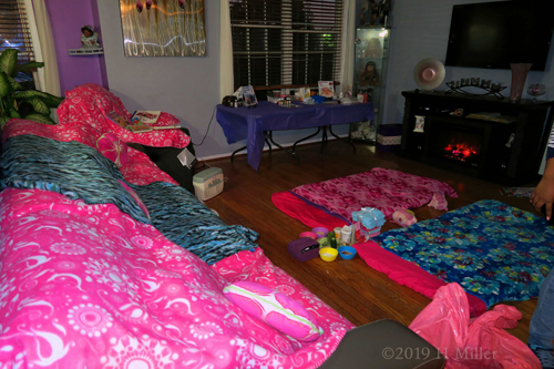 Sanaa's Girls Spa Birthday Party In October 2017 Gallery Sanaa's Girls Spa Birthday Party In October 2017 Gallery