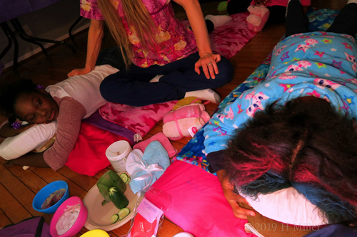 Sanaa's Girls Spa Birthday Party In October 2017 Gallery 2 Sanaa's Girls Spa Birthday Party In October 2017 Gallery 2