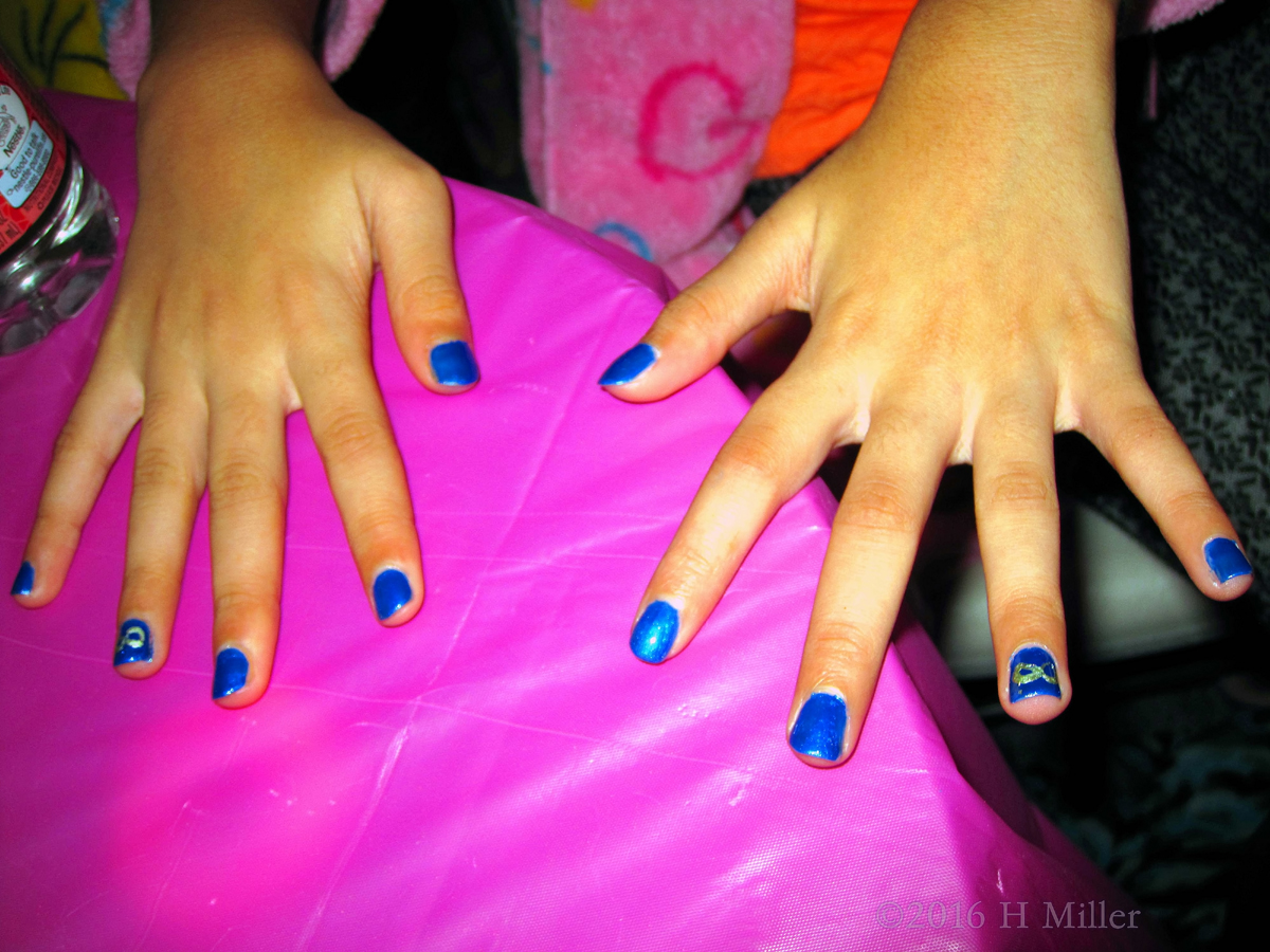 Bright Blue Mini Manicure 