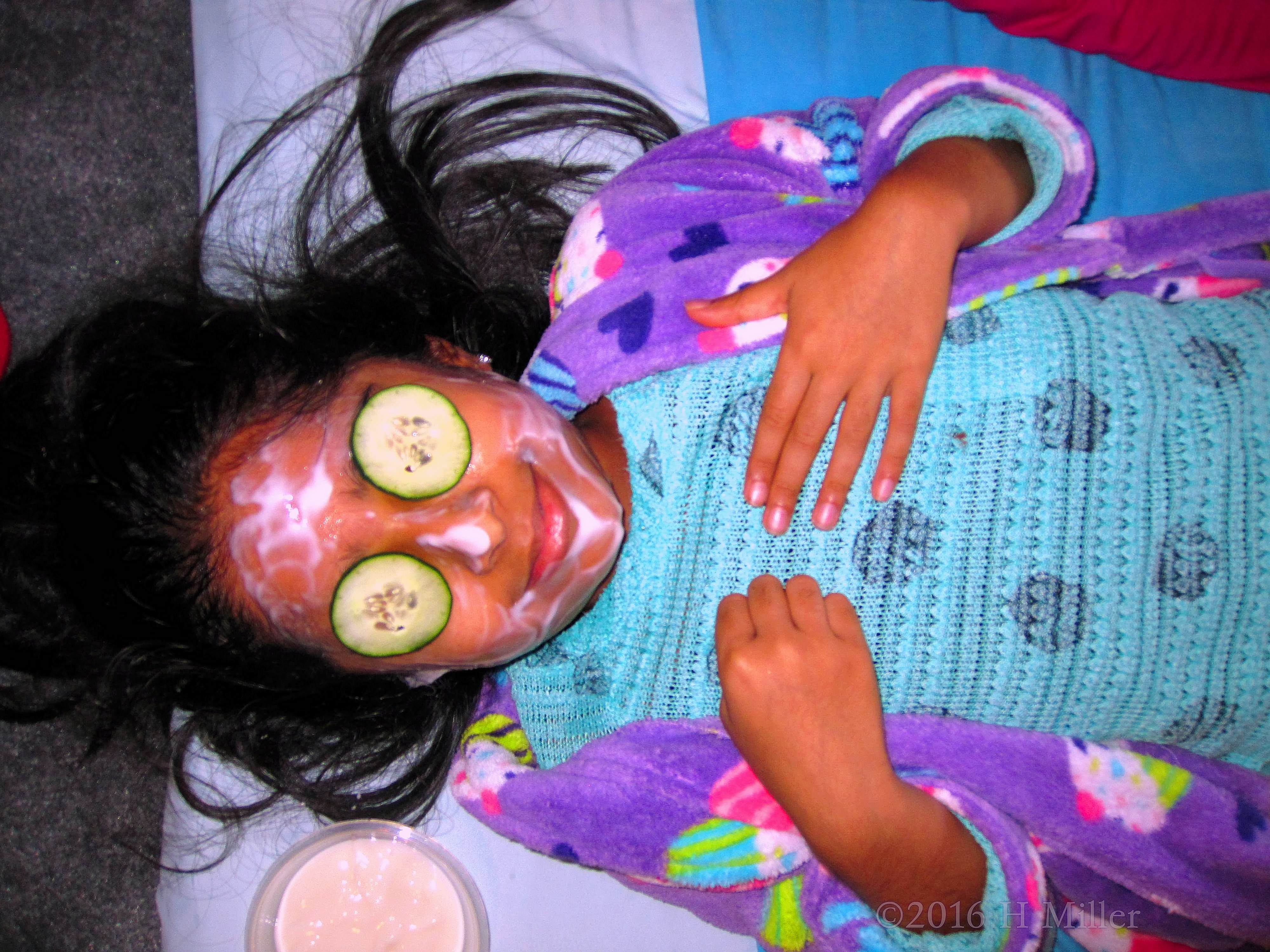 Relaxing In A Vanilla Face Mask Relaxing In A Vanilla Face Mask