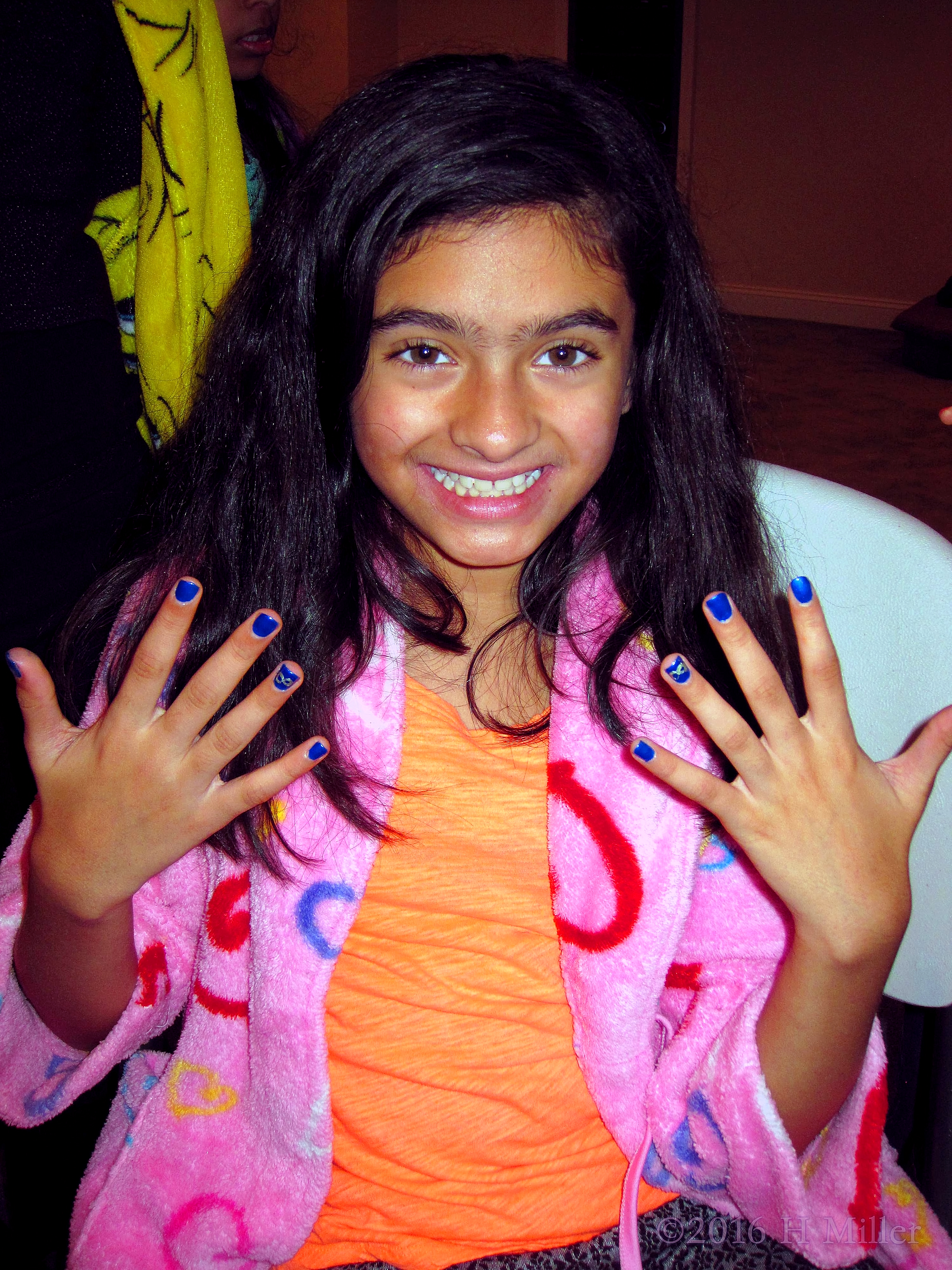 She LOVES Her Mini Manicure! She LOVES Her Mini Manicure!