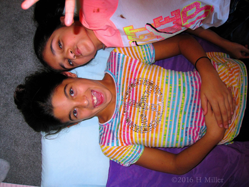 Fun With Friends During Facials Fun With Friends During Facials