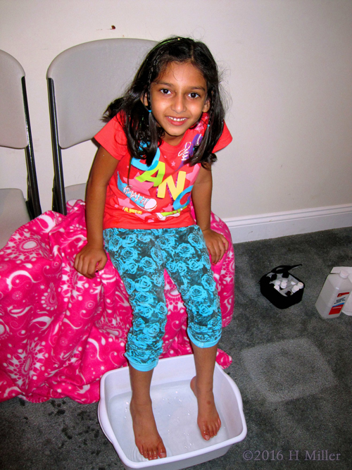 Hanging Out During Pedicures Hanging Out During Pedicures