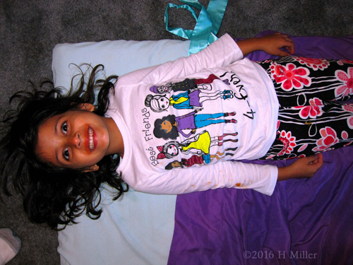 She's Having So Much Fun Before Facials! She's Having So Much Fun Before Facials!