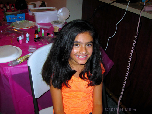 Smiling Wide During Hairstyles Smiling Wide During Hairstyles