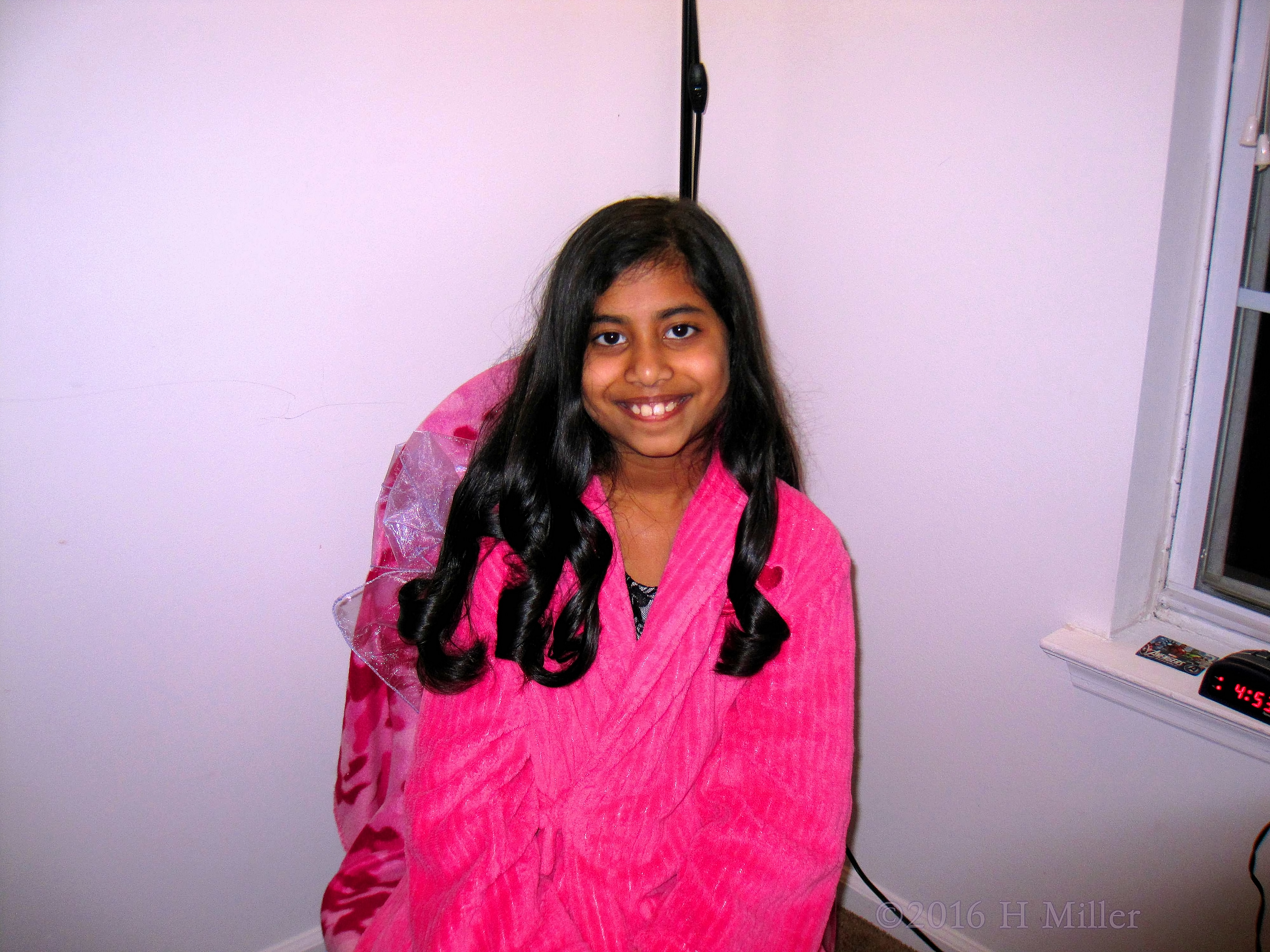 Hair Styling. Loose Curls. Hair Styling. Loose Curls.