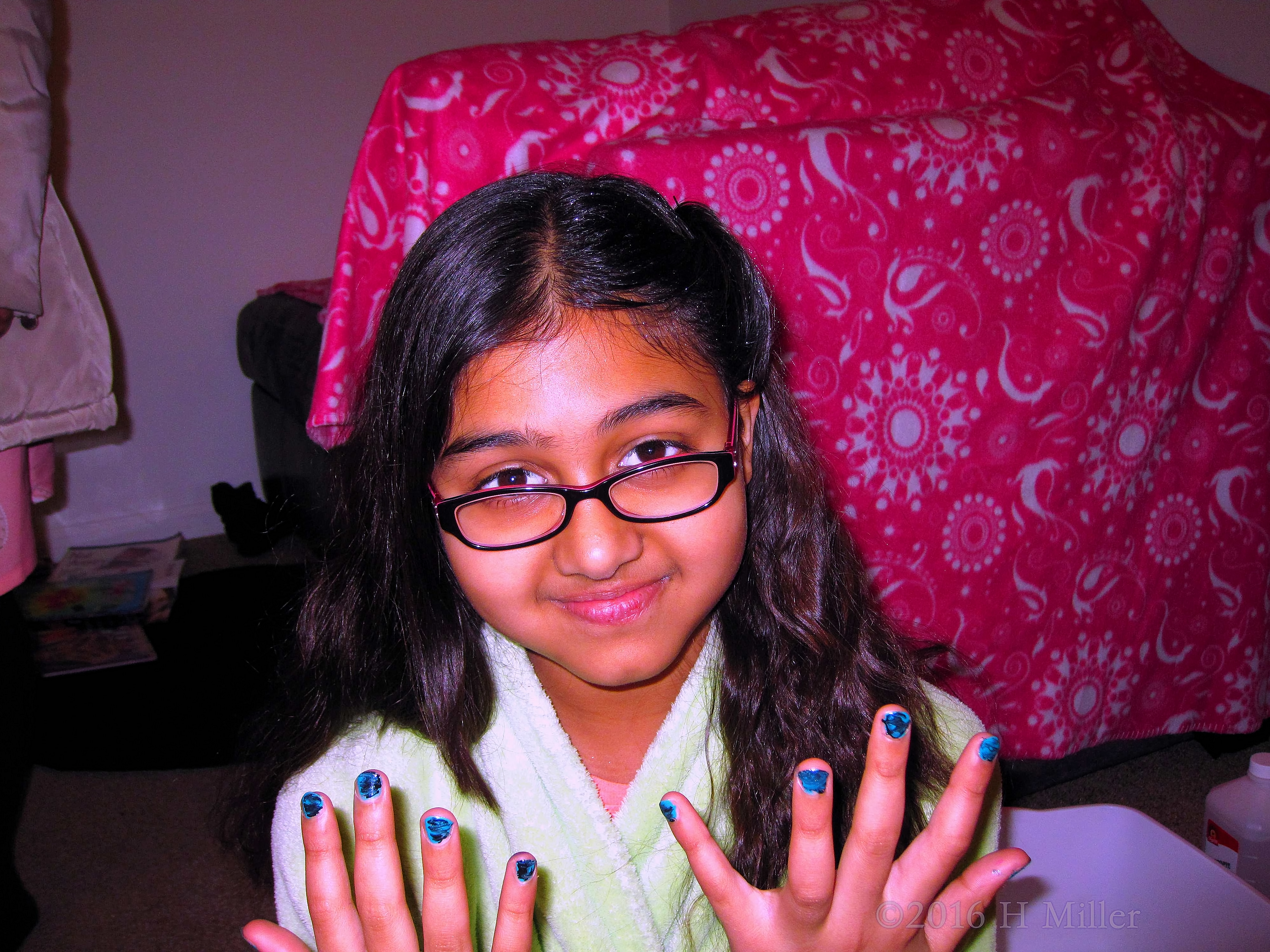 More Kids Mani Marbling! This Time BLUE!! More Kids Mani Marbling! This Time BLUE!!
