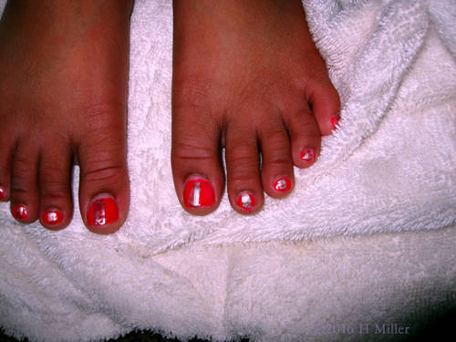 Zen Accent Fast Brush Swipe Silver On Orange Kids Pedi Design. Zen Accent Fast Brush Swipe Silver On Orange Kids Pedi Design.