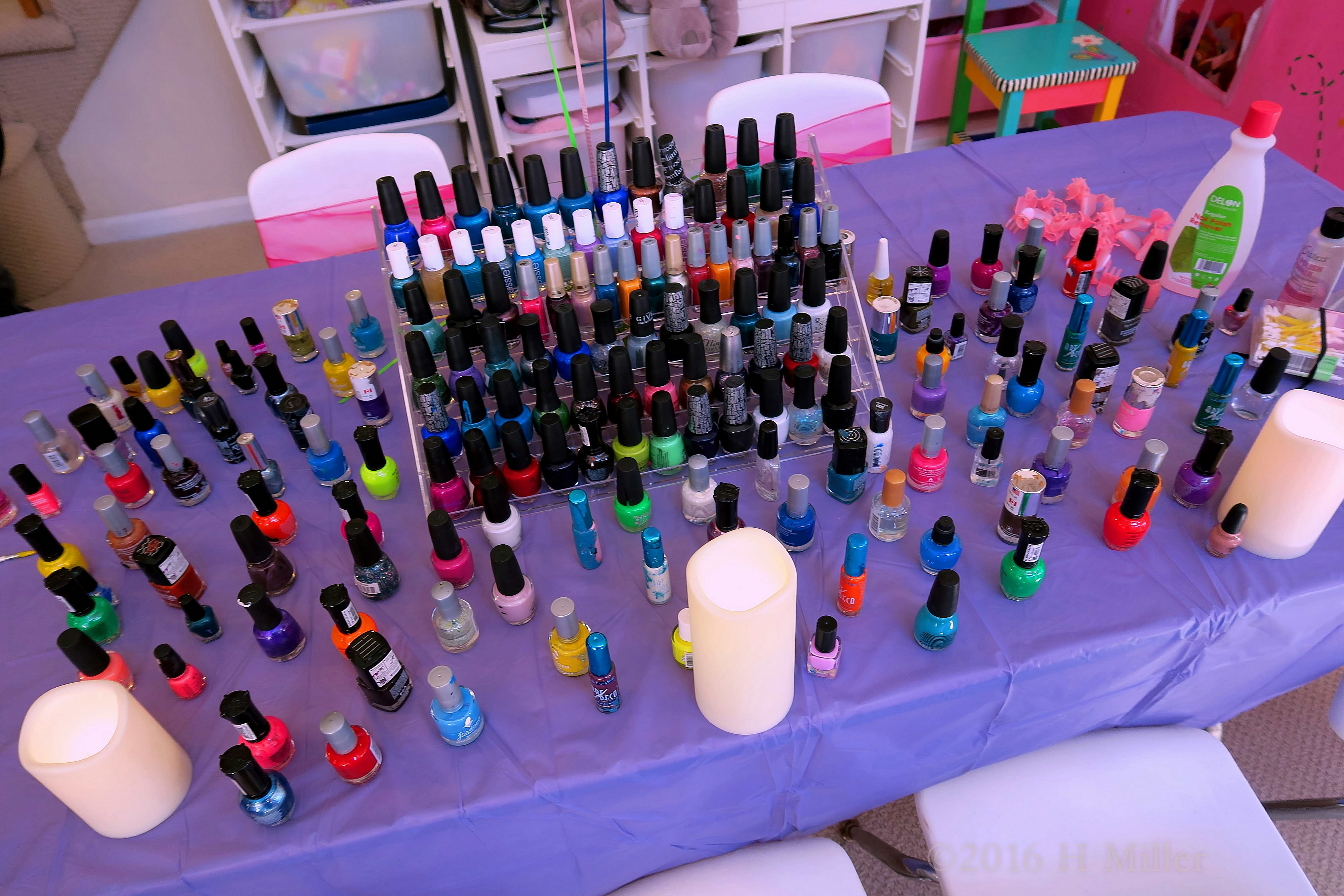 Many, Many,Choices At The Kids Nail Station Many, Many,Choices At The Kids Nail Station