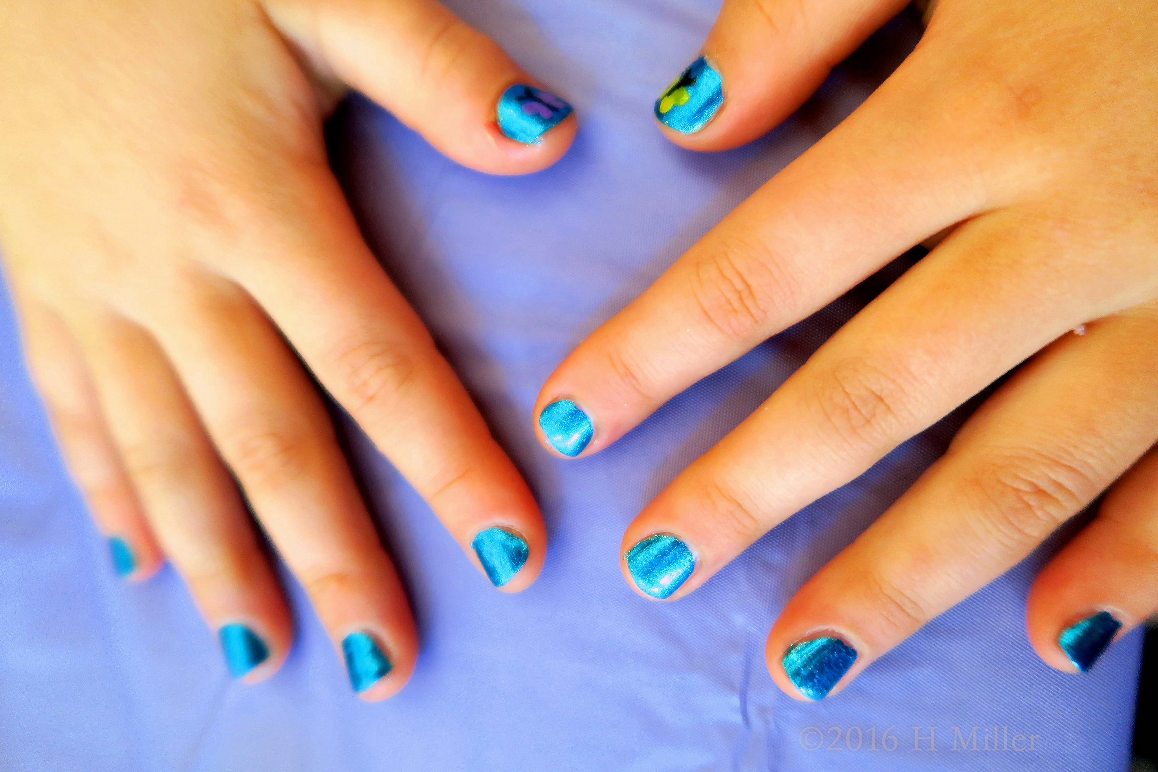 Shiniest Kids Mani Ever! Shiniest Kids Mani Ever!