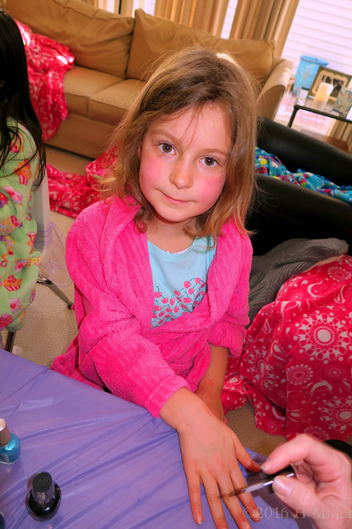 She's Ready To Get Her Nails Painted At The Spa Party For Girls! She's Ready To Get Her Nails Painted At The Spa Party For Girls!