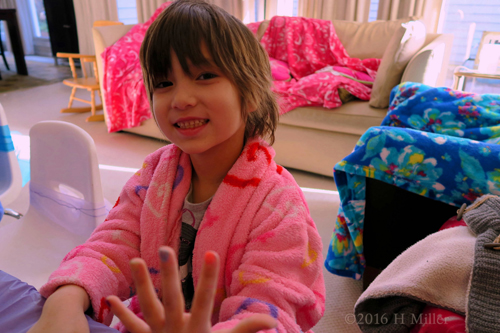 She Likes Her Kids Mini Mani She Likes Her Kids Mini Mani