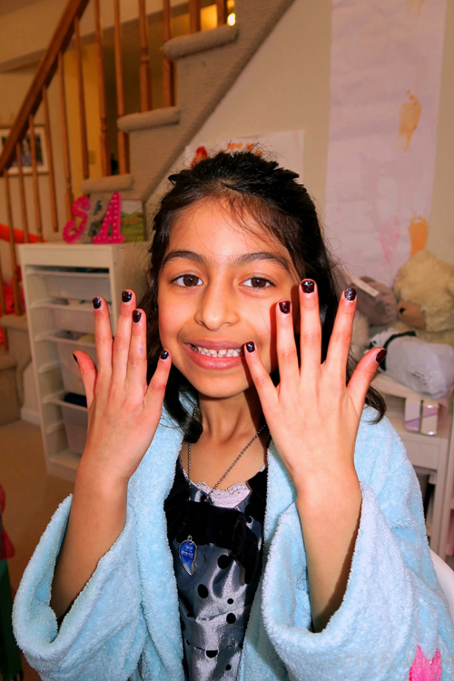 She Loves Her Beautiful New Kids Manicure She Loves Her Beautiful New Kids Manicure