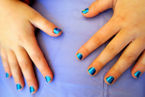 Shiny Foil Blue Kids Mani Shiny Foil Blue Kids Mani
