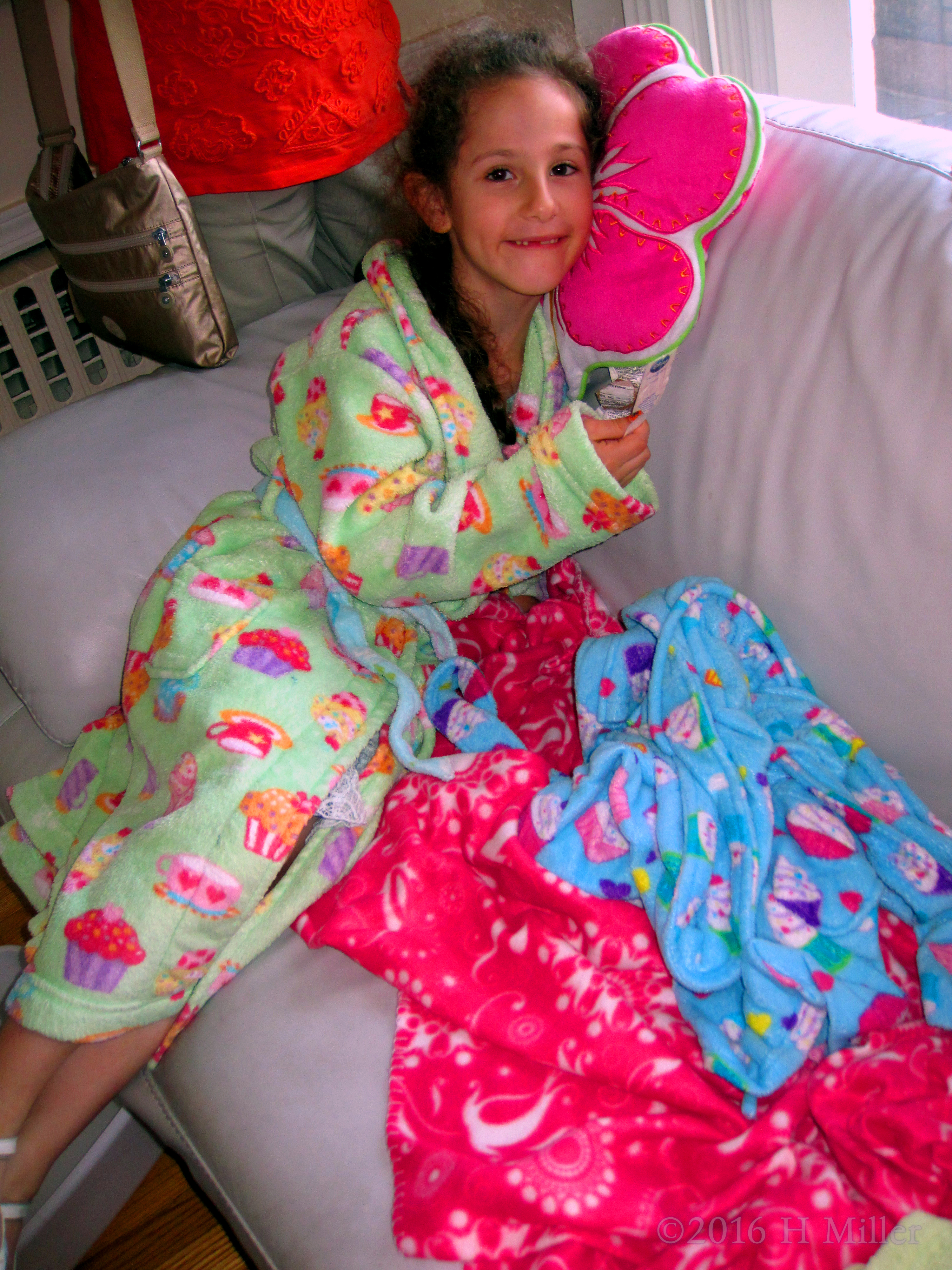 Hanging Out On The Spa Couch Hanging Out On The Spa Couch