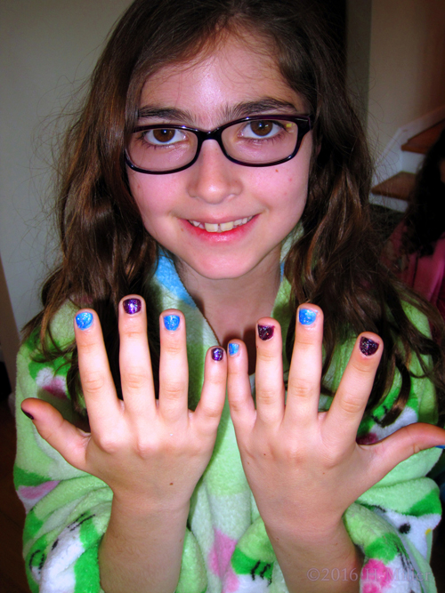 Awesome Purple And Blue Mini Manicure