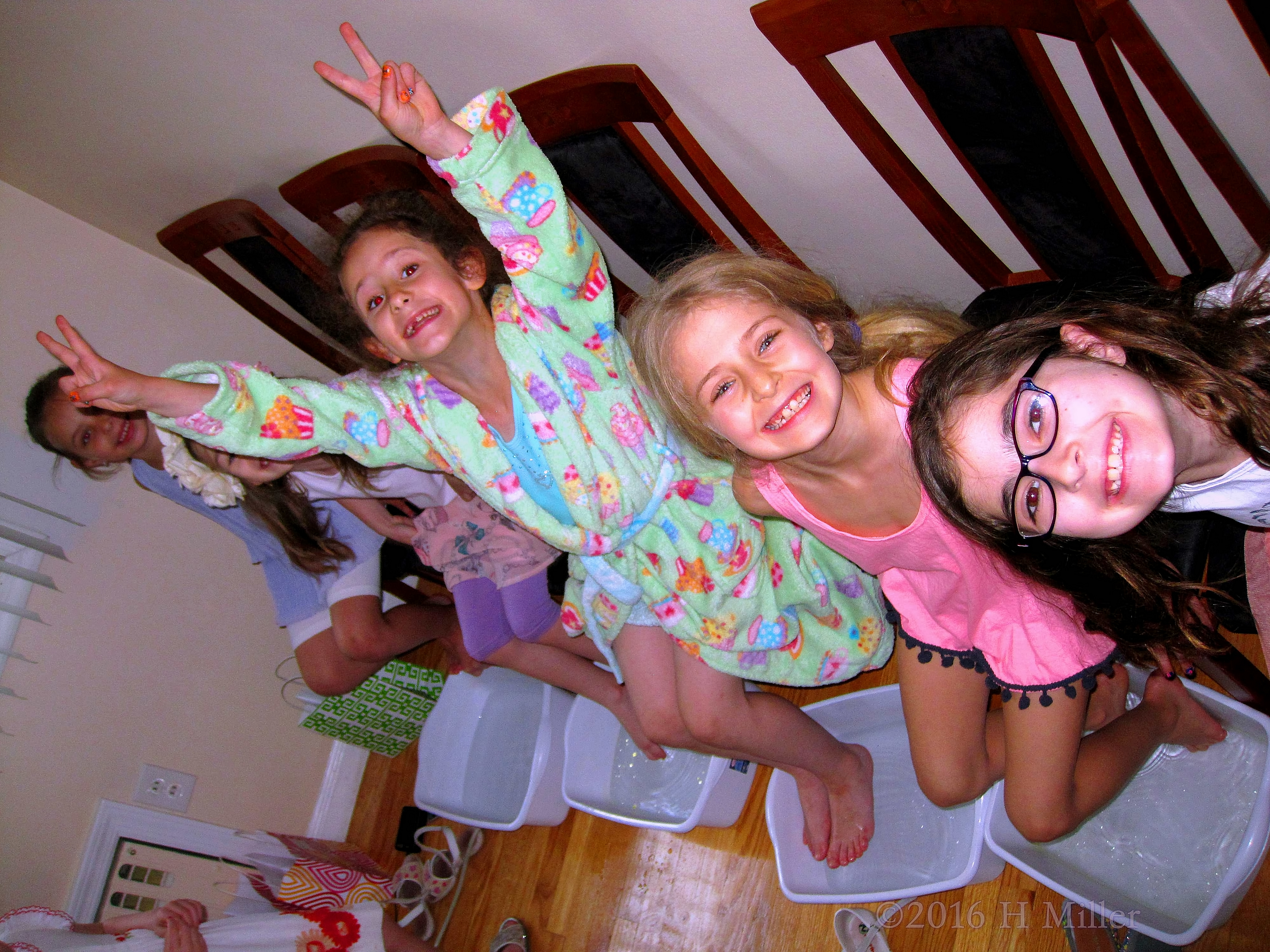 Everyone's Having A Ton Of Fun! Everyone's Having A Ton Of Fun!