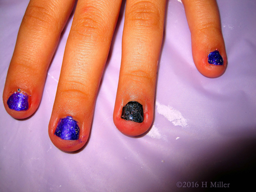 Glittery Purple And Green Mini Manicure