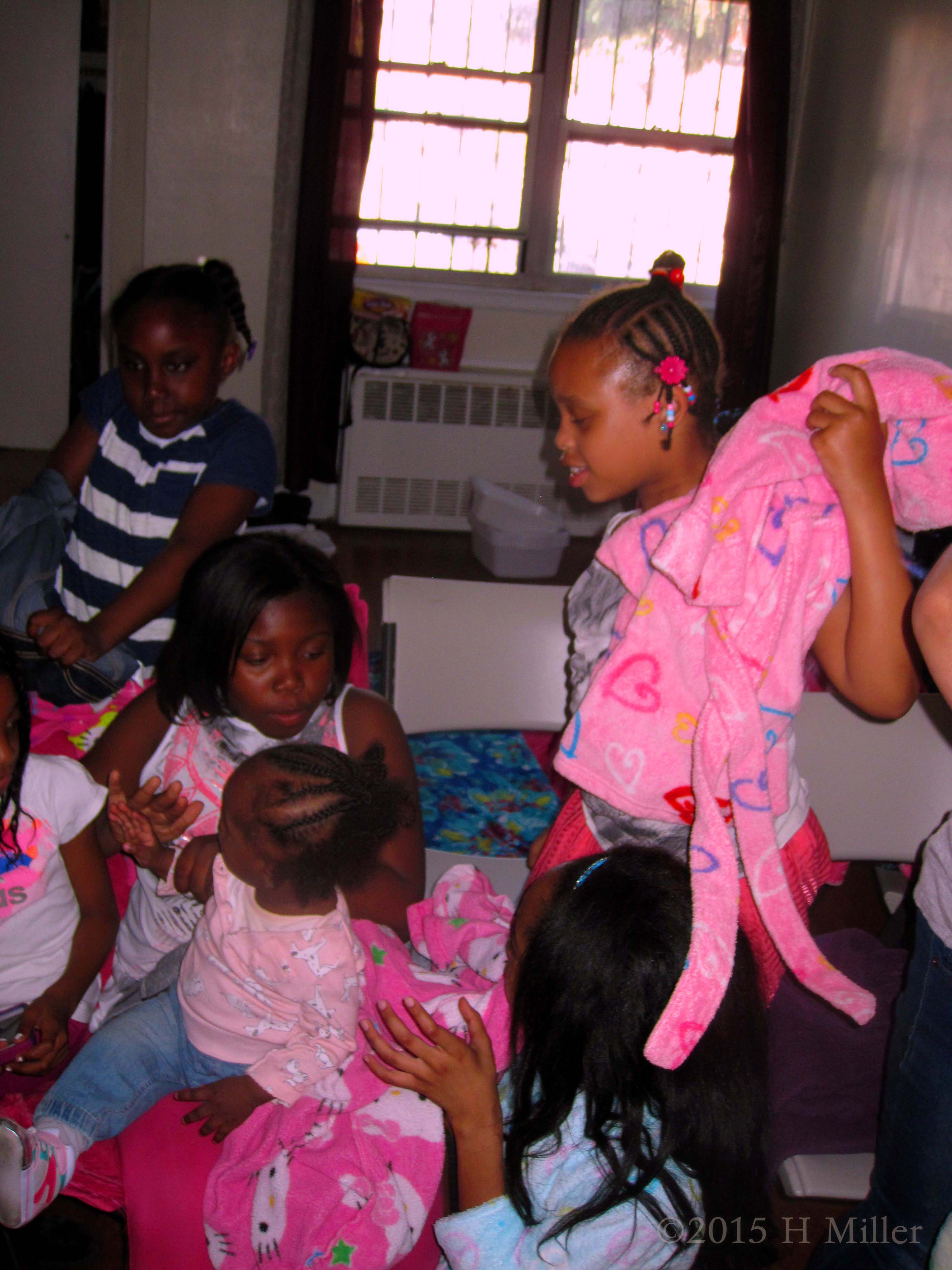 The Pink Hearts Robe Is Her Favorite The Pink Hearts Robe Is Her Favorite